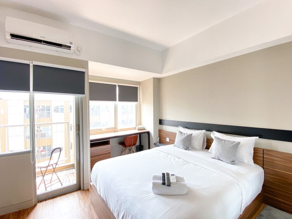 Бекаси: Homey And Simply Look Studio Gateway Park Lrt City Bekasi Apartment