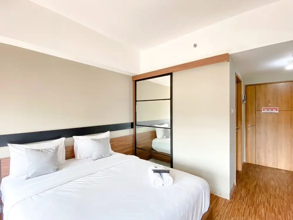 Бекаси: Homey And Simply Look Studio Gateway Park Lrt City Bekasi Apartment