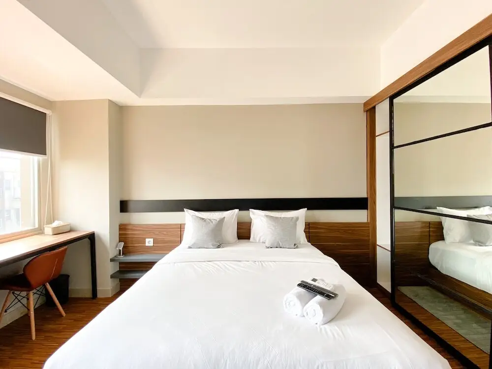 Бекаси: Homey And Simply Look Studio Gateway Park Lrt City Bekasi Apartment