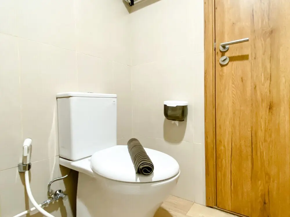 Бекаси: Homey And Simply Look Studio Gateway Park Lrt City Bekasi Apartment