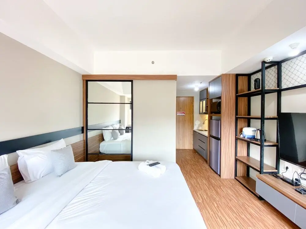 Бекаси: Homey And Simply Look Studio Gateway Park Lrt City Bekasi Apartment