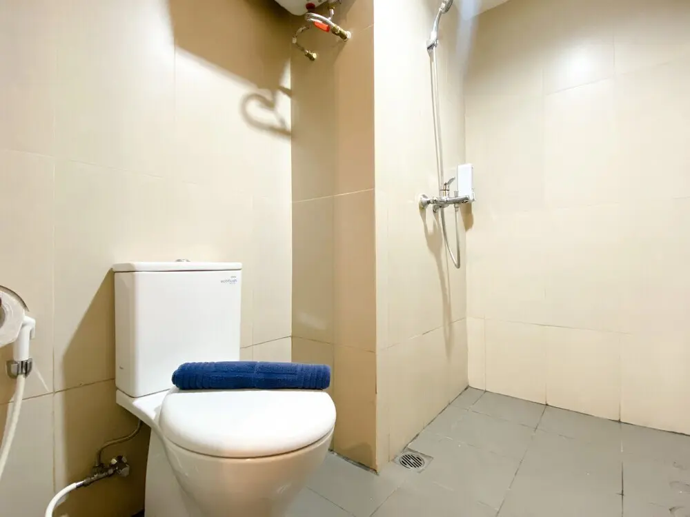 Бекаси: Best Choice And Homey Studio At Gateway Park Lrt City Bekasi Apartment