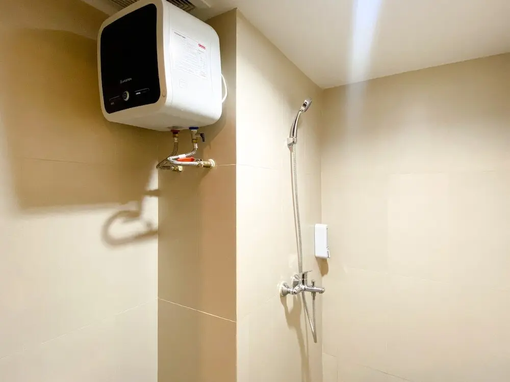 Бекаси: Best Choice And Homey Studio At Gateway Park Lrt City Bekasi Apartment