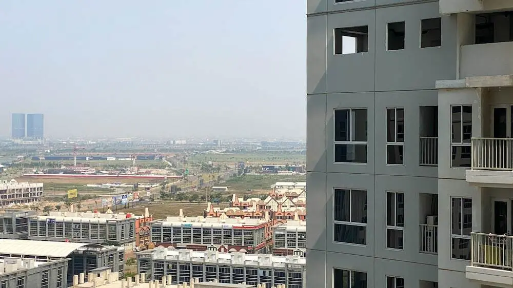 Южный Тангеранг: Simply Look Studio Tokyo Riverside Pik 2 Apartment