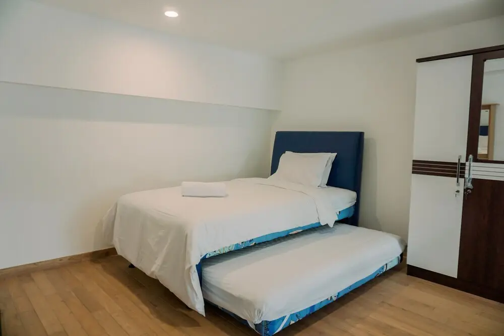 Exclusive And Homey 3Br Loft At Kingland Avenue Apartment — фото 1