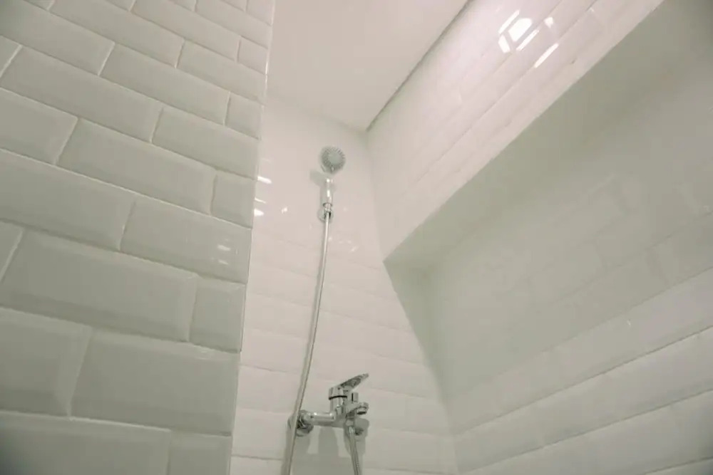Южный Тангеранг: Exclusive And Homey 3Br Loft At Kingland Avenue Apartment