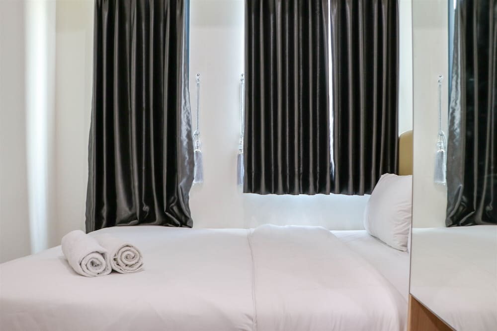 Чипутат: Cozy Stay Studio No Kitchen At Osaka Riverview Pik 2 Apartmet