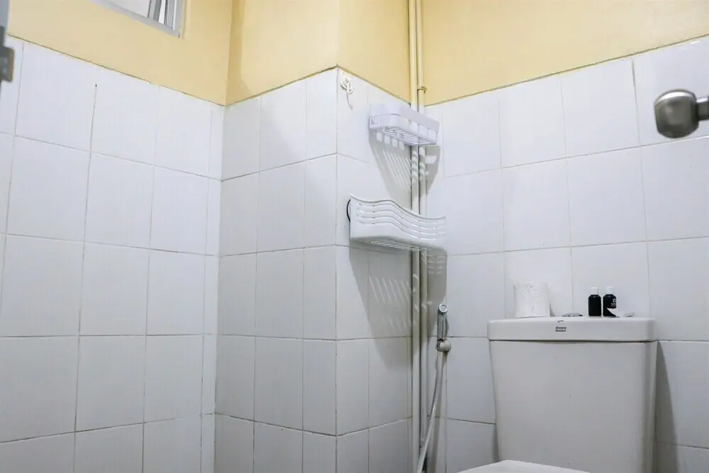 Джакарта: Warm And Homey 2Br At Sentraland Cengkareng Apartment