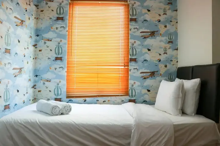 Джакарта: Warm And Homey 2Br At Sentraland Cengkareng Apartment