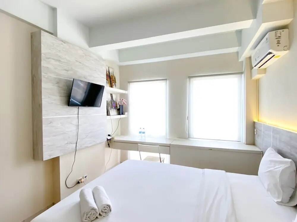 Бекаси: Modern Look And Comfy Studio Patraland Urbano Apartment