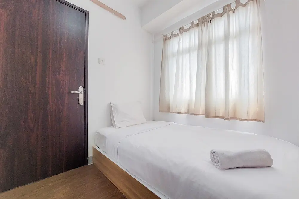 Южный Тангеранг: Modern Look 2Br Serpong Greenview Apartment