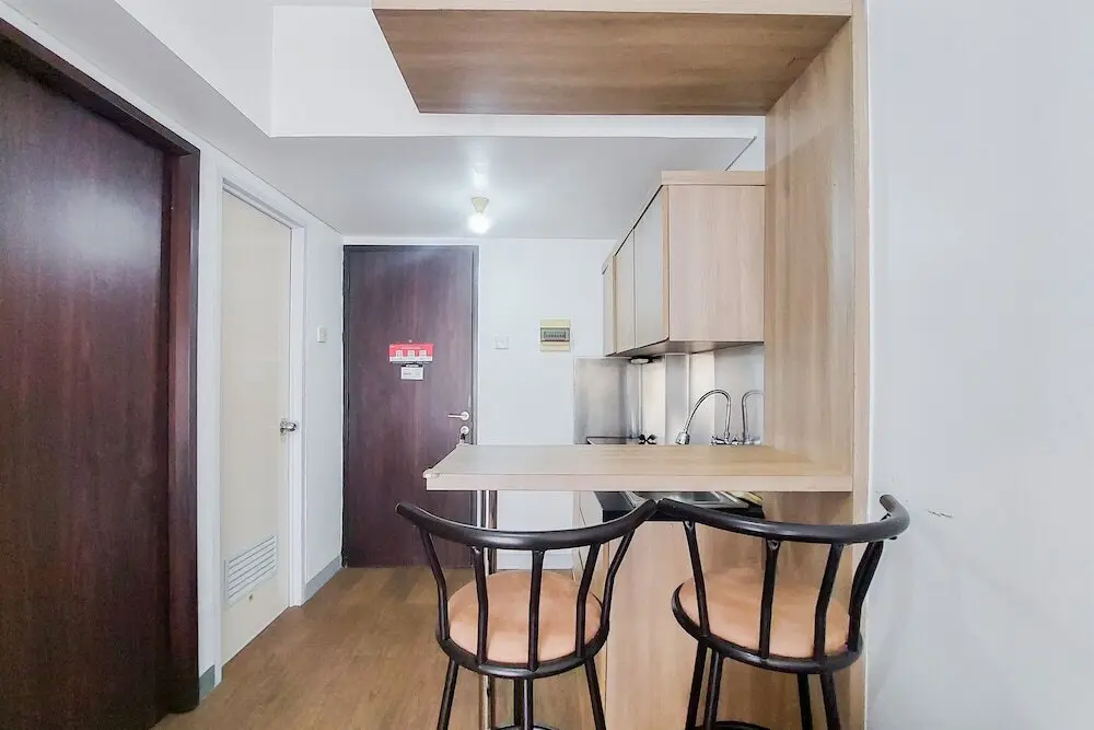 Южный Тангеранг: Modern Look 2Br Serpong Greenview Apartment