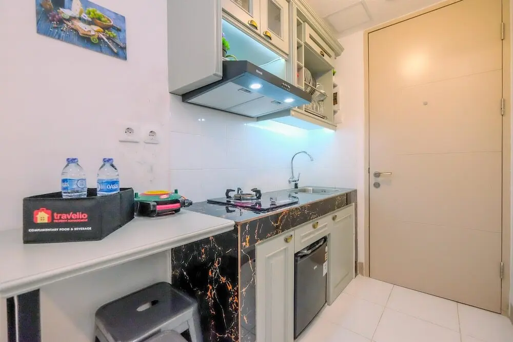 Южный Тангеранг: Compact And Nice Studio Tokyo Riverside Pik 2 Apartment