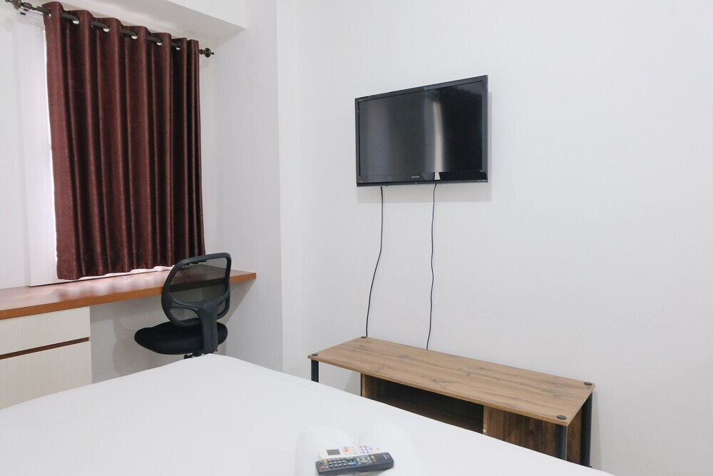 Бандунг: Modern Classic Studio At Apartment Parahyangan Residence