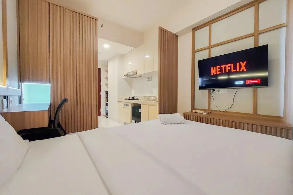 Legok: Warm And Nice Studio Room Sky House Bsd Apartment