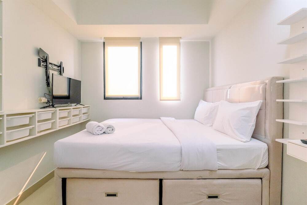 Депок: Nice And Comfortable 1Br Evenciio Margonda Apartment