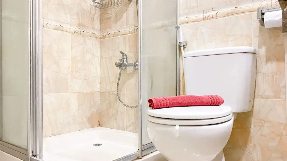 Джакарта: Homey And Comfort Stay 2Br Bellezza Apartment