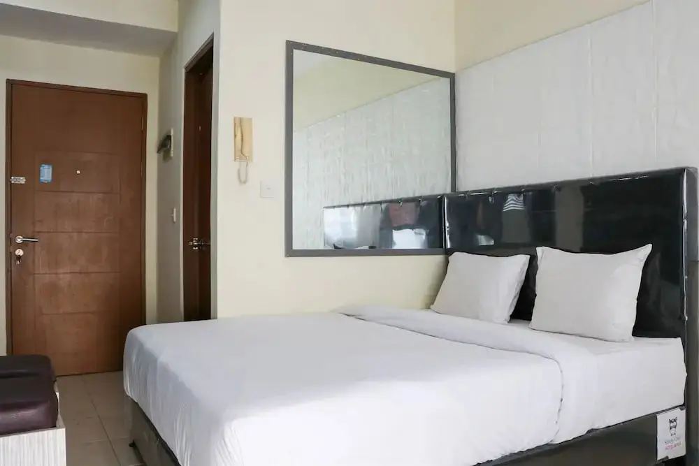Джакарта: Compact And Elegant Studio Maple Park Sunter Apartment