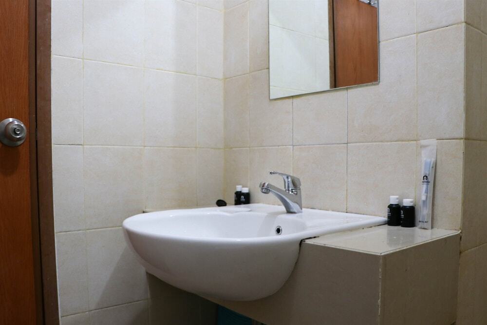 Джакарта: Compact And Elegant Studio Maple Park Sunter Apartment