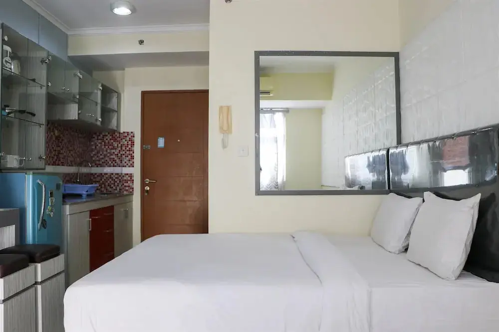 Джакарта: Compact And Elegant Studio Maple Park Sunter Apartment