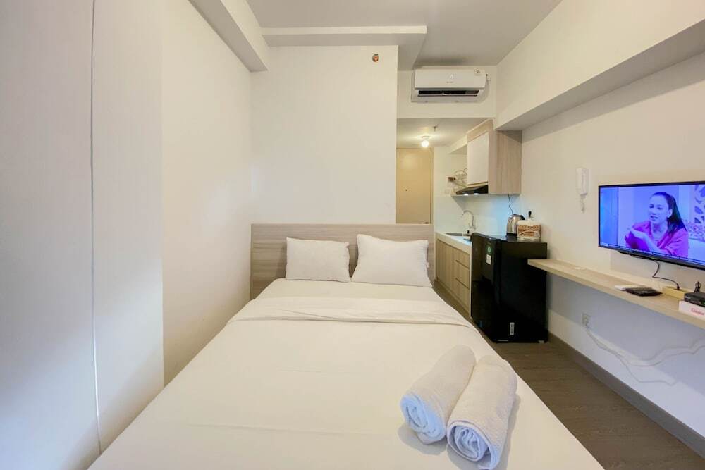 Южный Тангеранг: Warm And Homey Studio Tokyo Riverside Pik 2 Apartment
