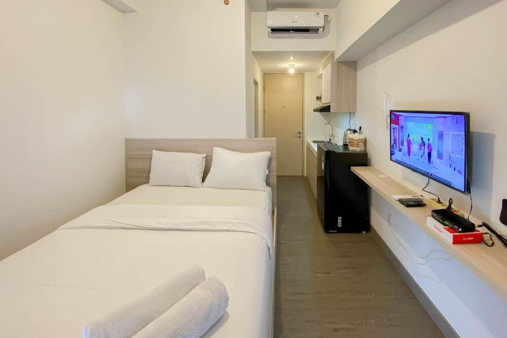 Южный Тангеранг: Warm And Homey Studio Tokyo Riverside Pik 2 Apartment