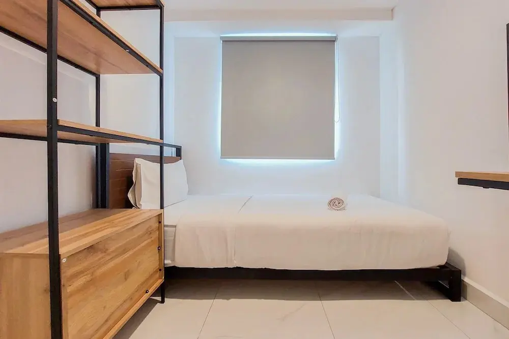 Южный Тангеранг: Big And Cozy Loft 3Br Kingland Avenue Apartment