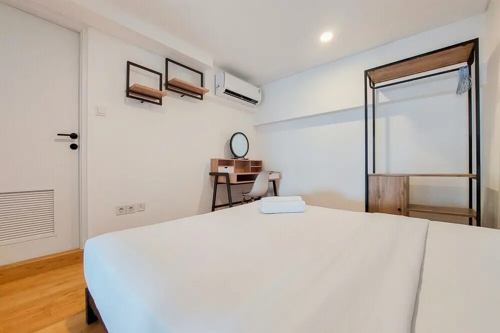 Южный Тангеранг: Big And Cozy Loft 3Br Kingland Avenue Apartment
