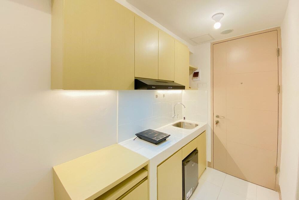 Южный Тангеранг: Restful And Compact Studio Tokyo Riverside Pik 2 Apartment