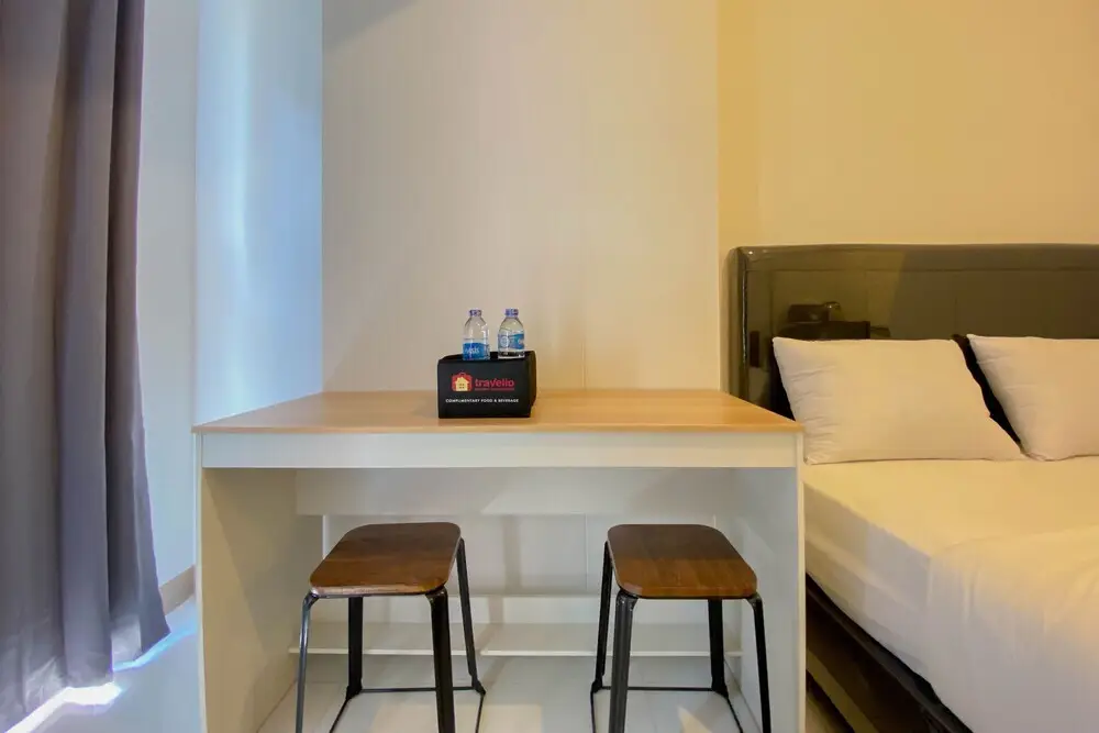 Южный Тангеранг: New Furnished Studio At Tokyo Riverside Pik 2 Apartment