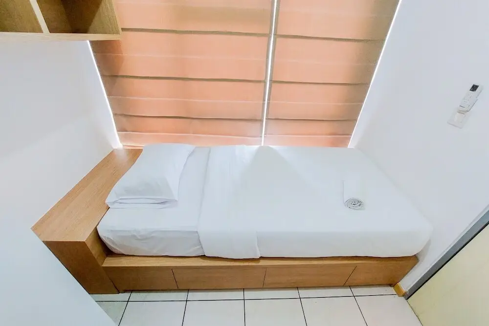 Legok: Homey And Modern 2Br Apartment At M-Town Residence