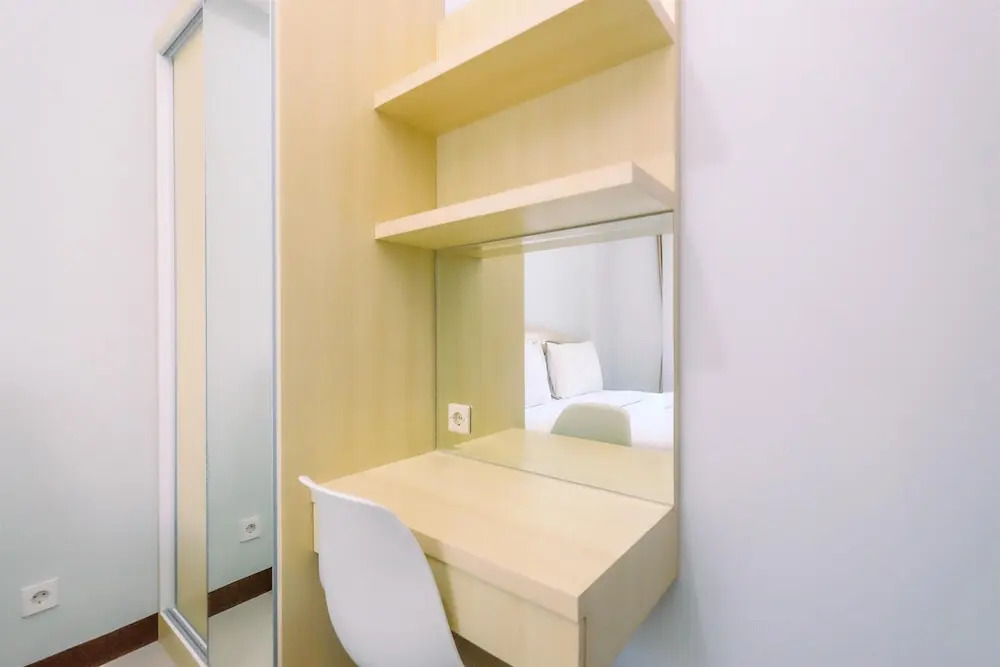 Богор: Cozy Living 2Br Royal Heights Apartment