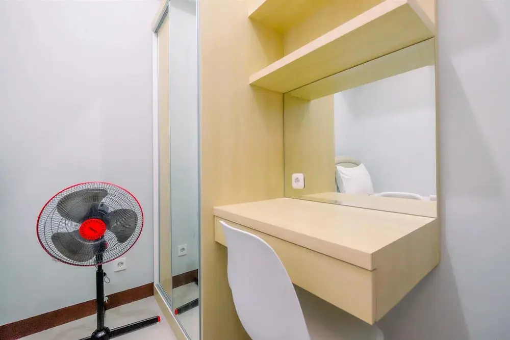 Богор: Comfort And Cozy 2Br Royal Heights Apartment