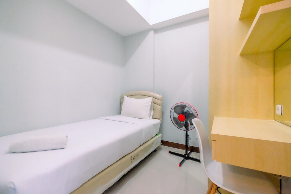 Богор: Comfort And Cozy 2Br Royal Heights Apartment