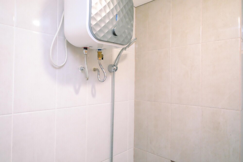 Богор: Best Deal And Homey 2Br Royal Heights Apartment