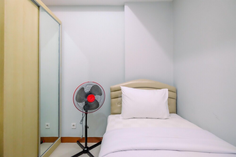 Богор: Best Deal And Homey 2Br Royal Heights Apartment