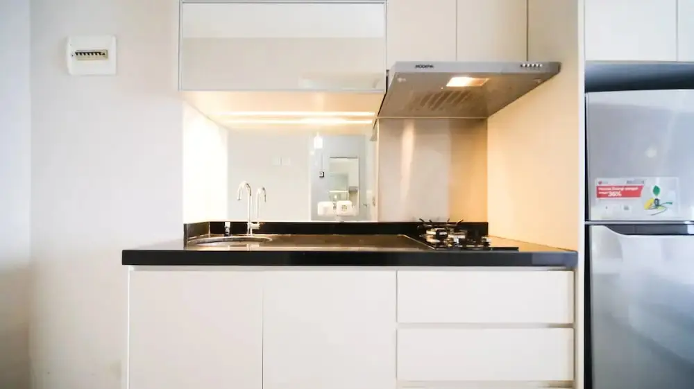 Сурабая: Best Choice And Comfy Studio At Orchard Supermall Mansion Apartment