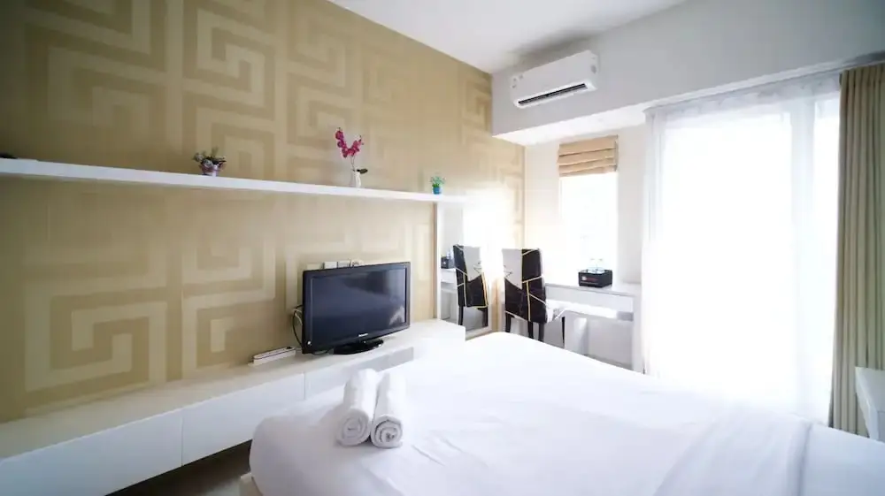 Сурабая: Best Choice And Comfy Studio At Orchard Supermall Mansion Apartment