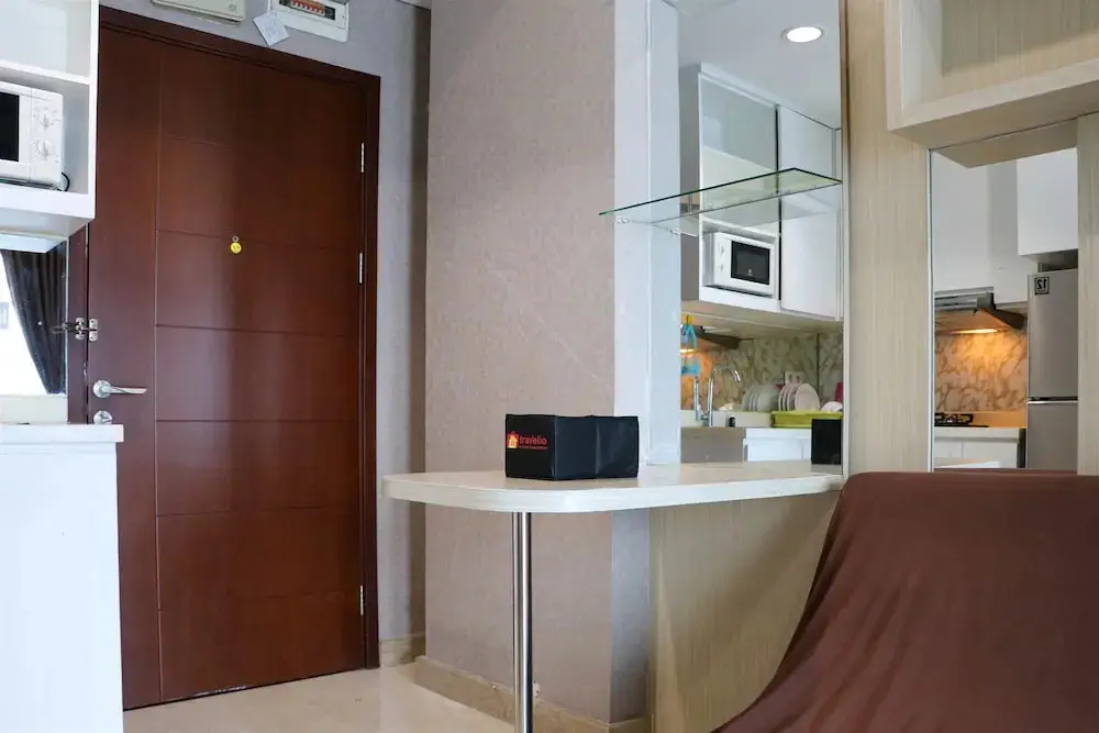 Джакарта: Modern Look Studio Apartment At Capitol Park Residence
