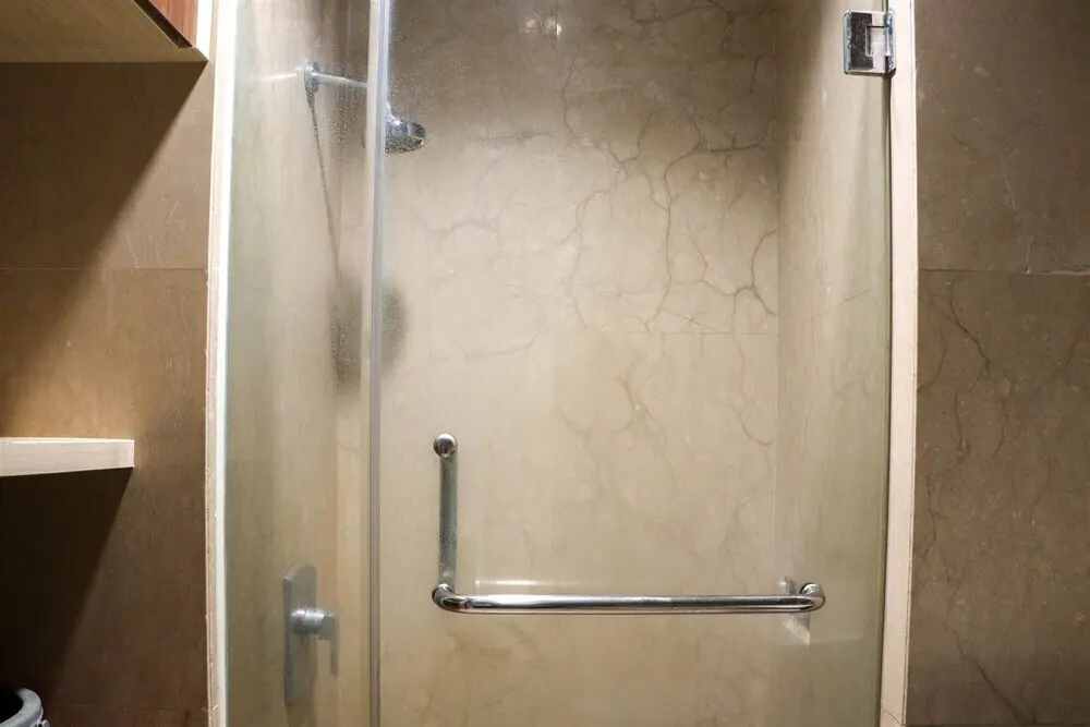 Джакарта: Modern Look Studio Apartment At Capitol Park Residence