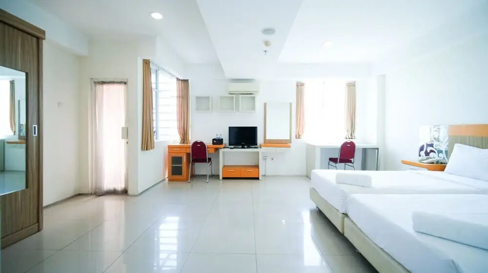 Сурабая: Strategic Studio Apartment At High Point Serviced
