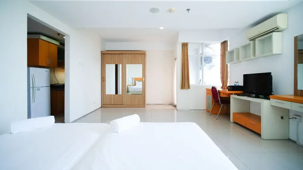 Сурабая: Strategic Studio Apartment At High Point Serviced