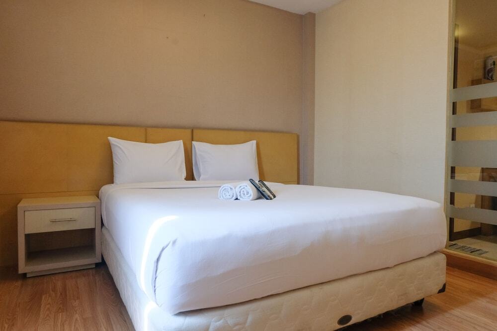 Бандунг: Modern Studio At Apartment Grand Setiabudi
