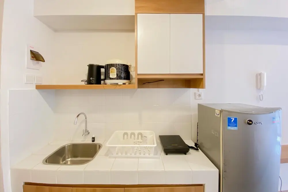 Южный Тангеранг: Warm And Simply Look Studio Apartment At Tokyo Riverside Pik 2