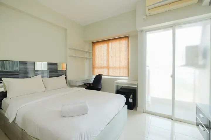 Депок: Homey And Warm Studio Room At Taman Melati Margonda Apartment