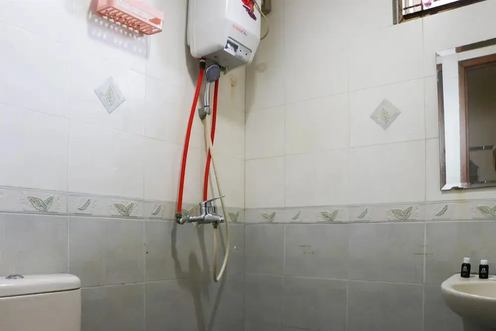 Караванг: Homey And Comfortable 2Br Grand Sentraland Karawang Apartment