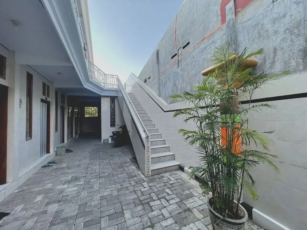 SPOT ON 93035 Karman's Sari Homestay Syariah — фото 1