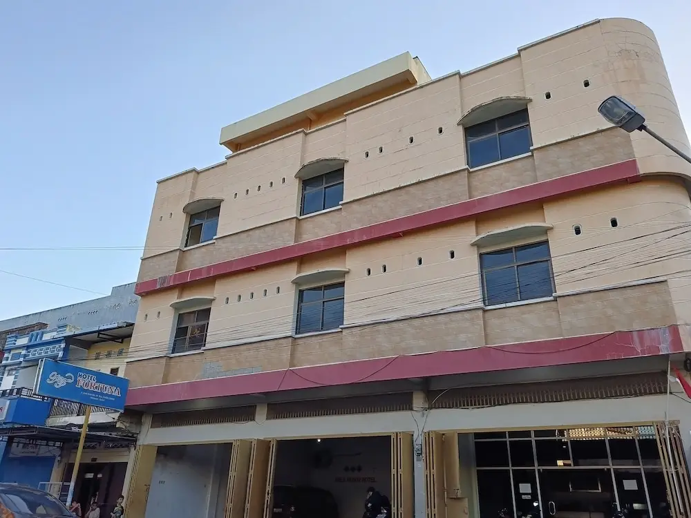 Макассар: OYO 93046 Hotel Fortuna Parepare