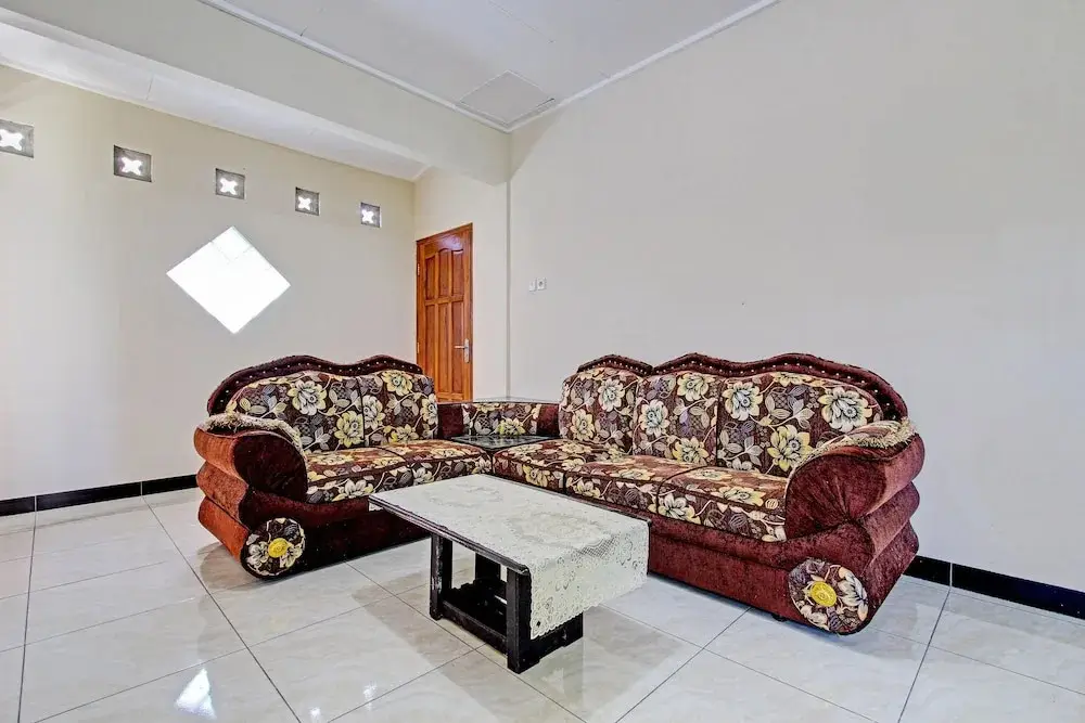 Слеман: OYO 92884 Agustha Homestay