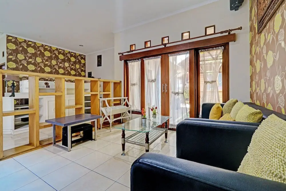 Бандунг: SPOT ON 92975 Aria Hostel Capsul Cihampelas